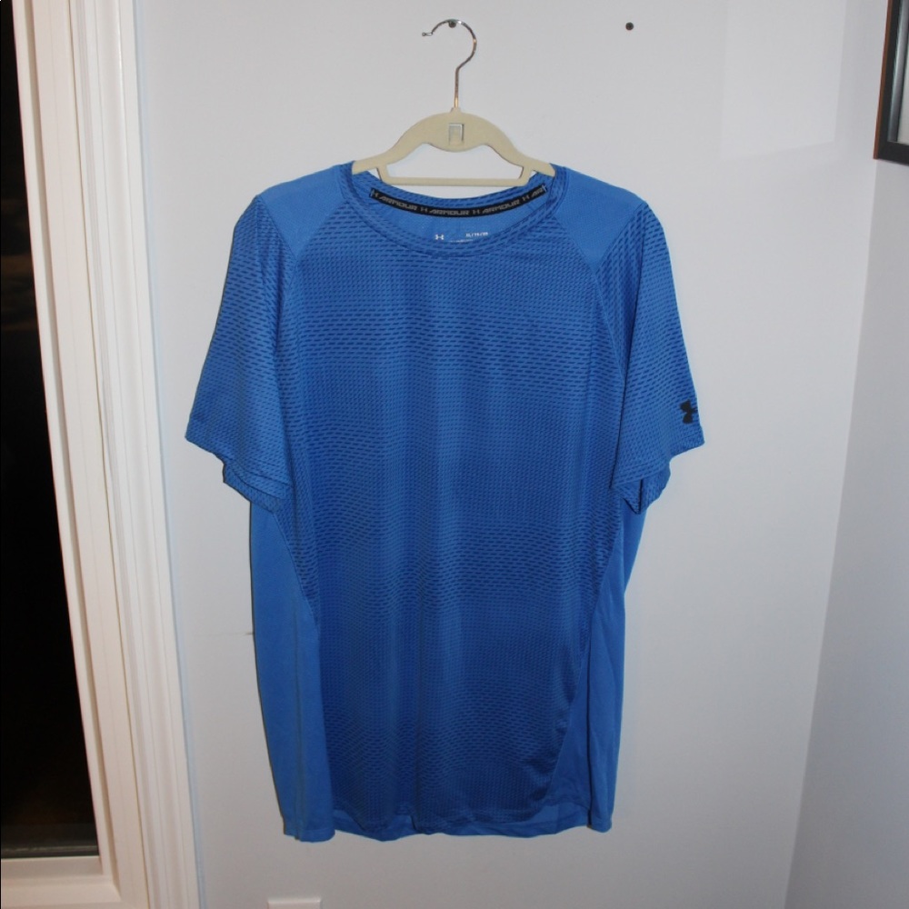 Under Armour Men’s Blue Fitted Shirt